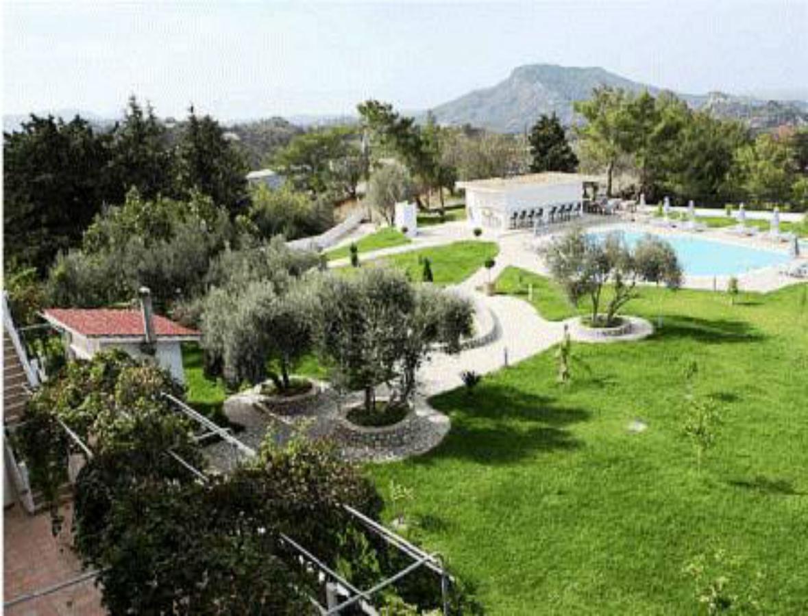 Helena Christina Aparthotel Asgourou Luaran gambar
