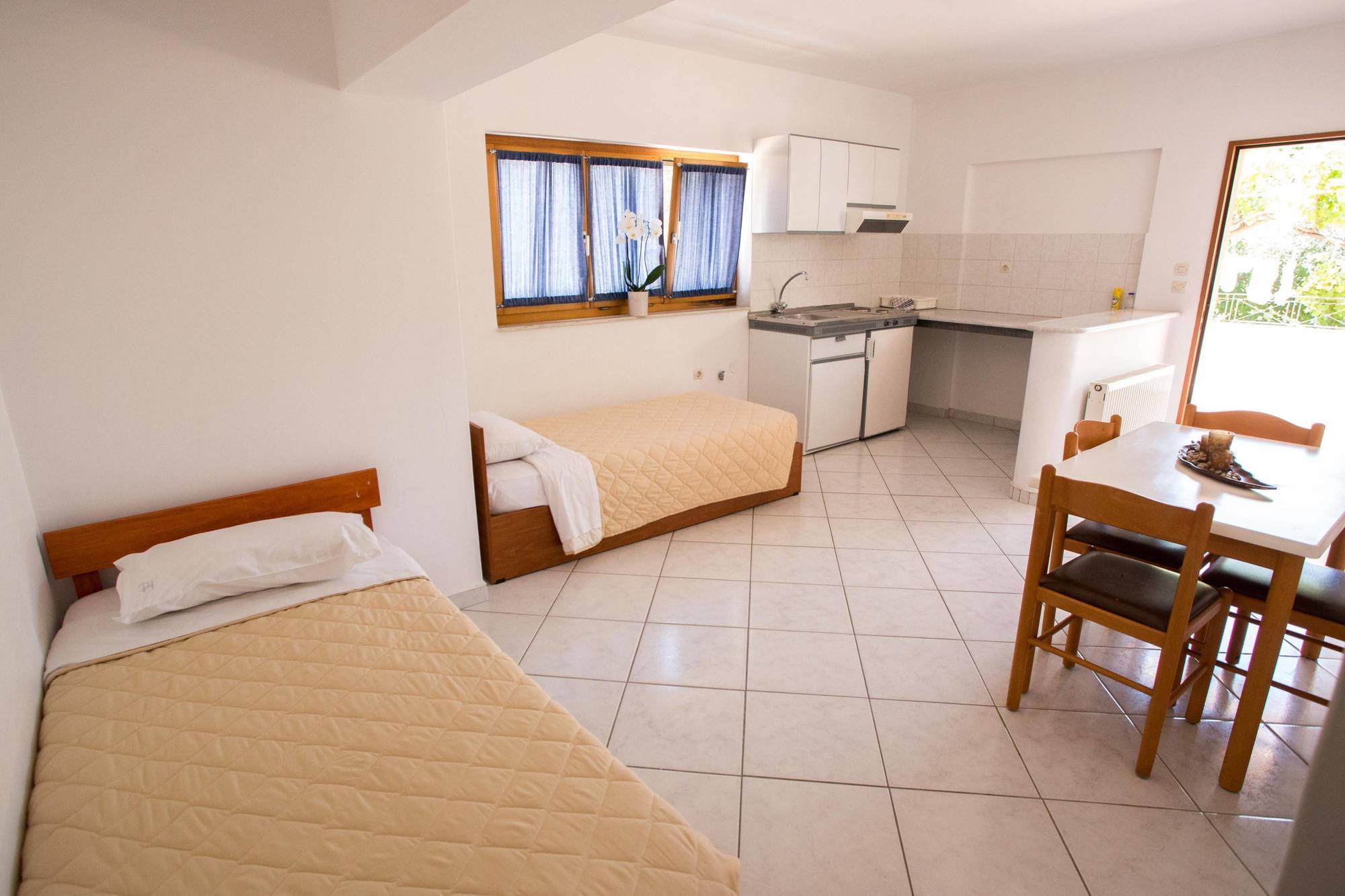 Helena Christina Aparthotel Asgourou Luaran gambar